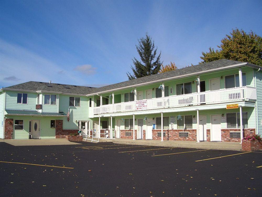 Western Motel Junction City 외부 사진
